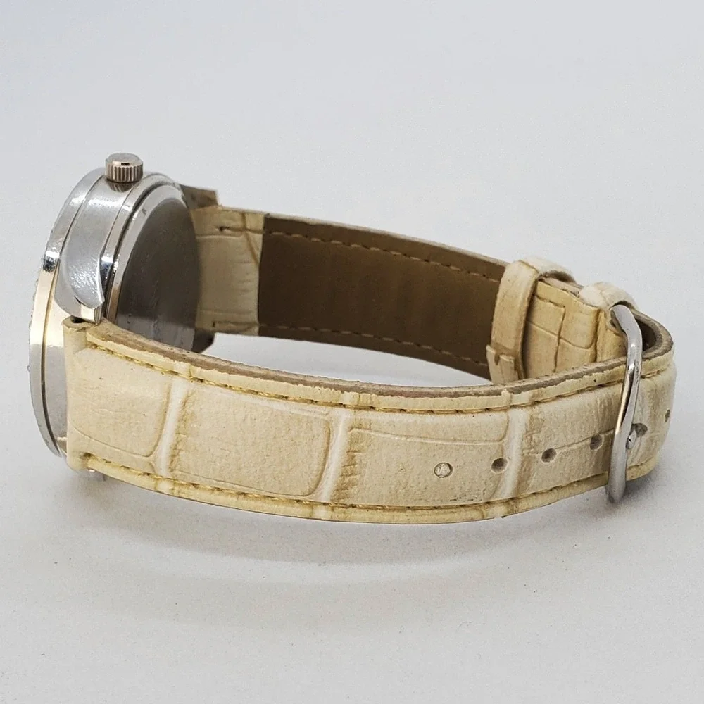 Attention Women's Watch 38MM Crystals Bezel‎ Beige Leather Bands New Battery